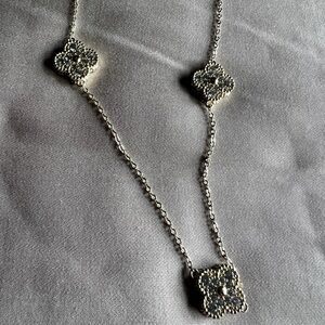 Elegant Silver and Gold Floral Necklace